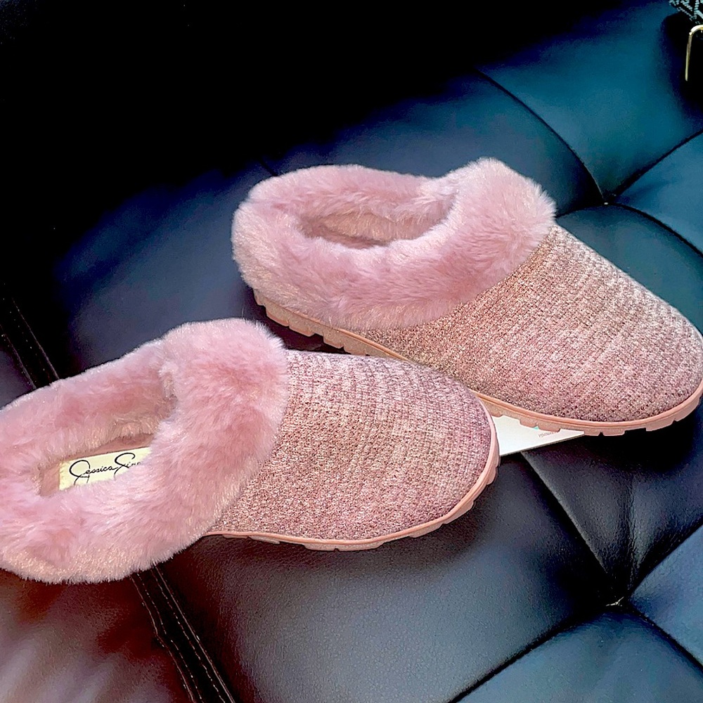 Women’s Cozy Slippers
